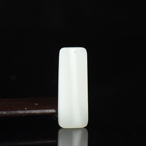 籽料和田白玉无事牌吊坠