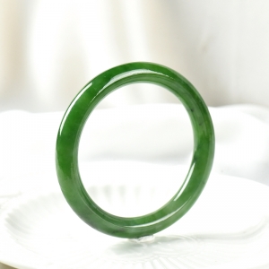 56mm山料和田碧玉圆镯