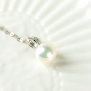 18K海水白色珍珠吊坠