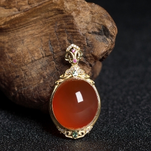 18K冰红南红吊坠