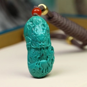 高瓷蓝色绿松石苍龙吊坠