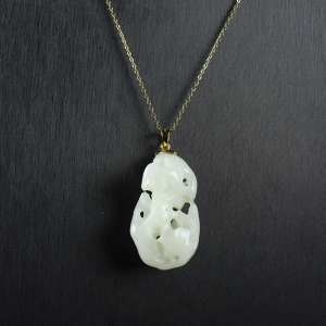 18K籽料和田白玉时来运转吊坠