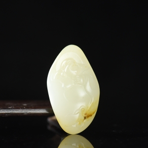 籽料和田白玉弥勒佛吊坠