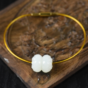 籽料和田白玉并蒂莲手链