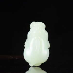 山料和田白玉貔貅吊坠