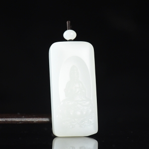 籽料和田白玉观音吊坠