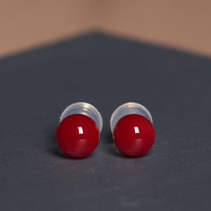 18K阿卡牛血红珊瑚圆珠耳钉