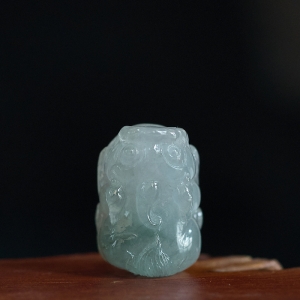 糯冰种飘翠翡翠貔貅吊坠