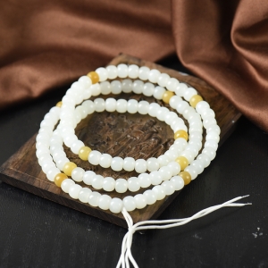 籽料和田白玉老形珠108佛珠