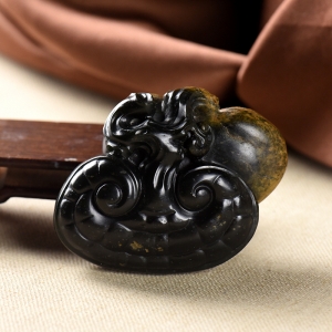 籽料和田黑青玉如意手把件