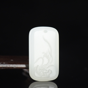 山料和田白玉兰花吊坠