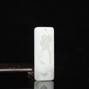 山料和田白玉荷花吊坠