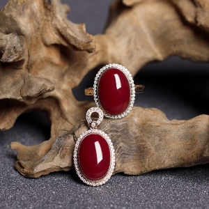 18K阿卡牛血红珊瑚戒指/吊坠套装