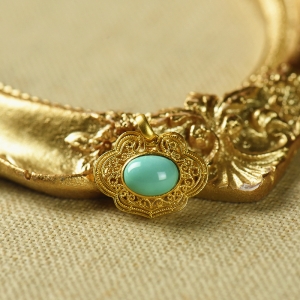 18K中高瓷蓝色绿松石平安锁吊坠