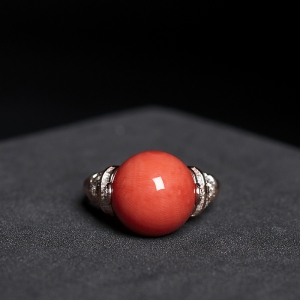 18KMOMO珊瑚圆珠戒指