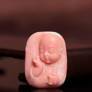 MOMO珊瑚宝宝吊坠