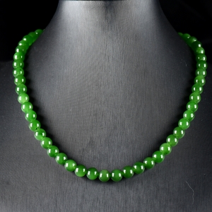 8mm山料和田碧玉项链