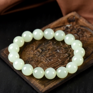 11.5mm山料和田玉晴水料单圈手串