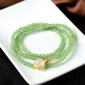 4mm山料和田碧玉多圈手串