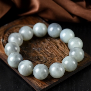 16mm籽料和田玉青花单圈手串