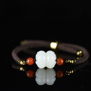 籽料和田白玉并蒂莲手绳