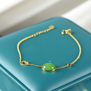 18K山料和田碧玉苹果绿手链