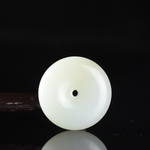 籽料和田白玉平安扣吊坠