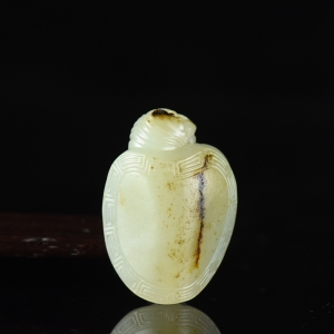 籽料和田白玉龙龟吊坠