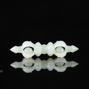 籽料和田白玉金刚杵吊坠