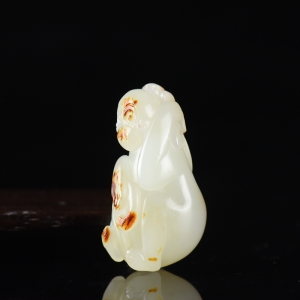 籽料和田白玉猴子吊坠