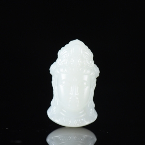 籽料和田白玉观音吊坠