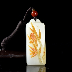 籽料和田白玉节节高吊坠