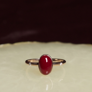 18K阿卡牛血红珊瑚戒指