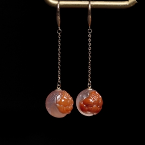 18K俏色南红花开富贵耳环