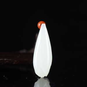 籽料和田白玉玉兰花吊坠