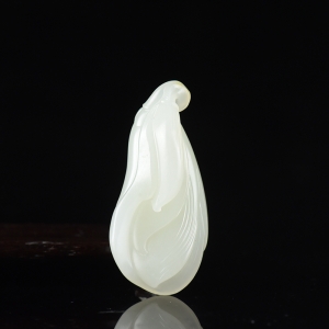 籽料和田白玉玉兰花吊坠