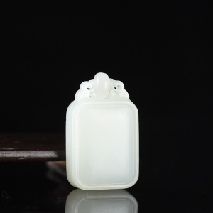 籽料和田白玉无事牌吊坠