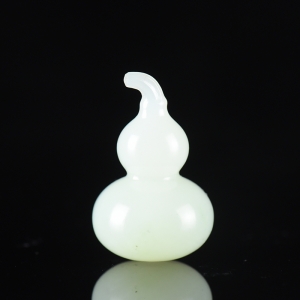 籽料和田白玉葫芦吊坠