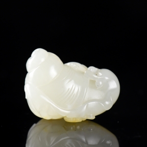 籽料和田白玉安居乐业吊坠