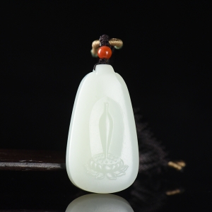山料和田白玉平安吊坠