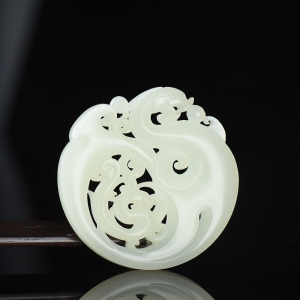 籽料和田白玉龙凤吊坠