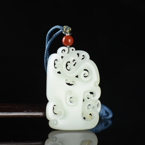 籽料和田白玉龙凤吊坠