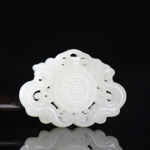 山料和田白玉龙凤吊坠