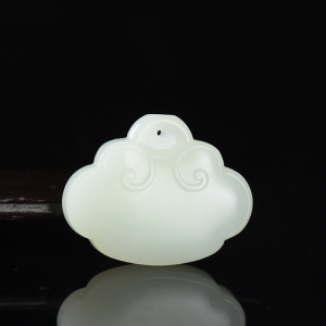 籽料和田白玉平安锁吊坠