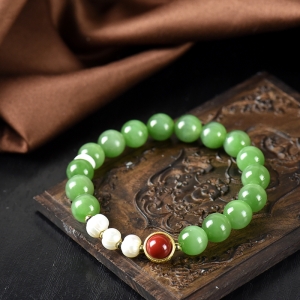 9.5mm山料和田碧玉猫眼单圈手串