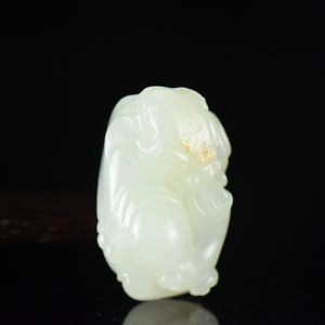 籽料和田白玉貔貅吊坠