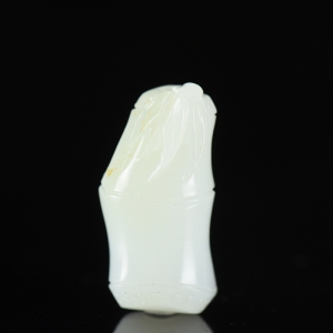 籽料和田白玉竹节吊坠