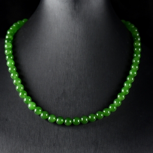 8mm山料和田碧玉项链