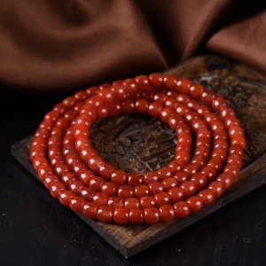 玫瑰红南红老形珠多圈手串