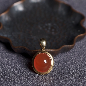 18K冰红南红吊坠